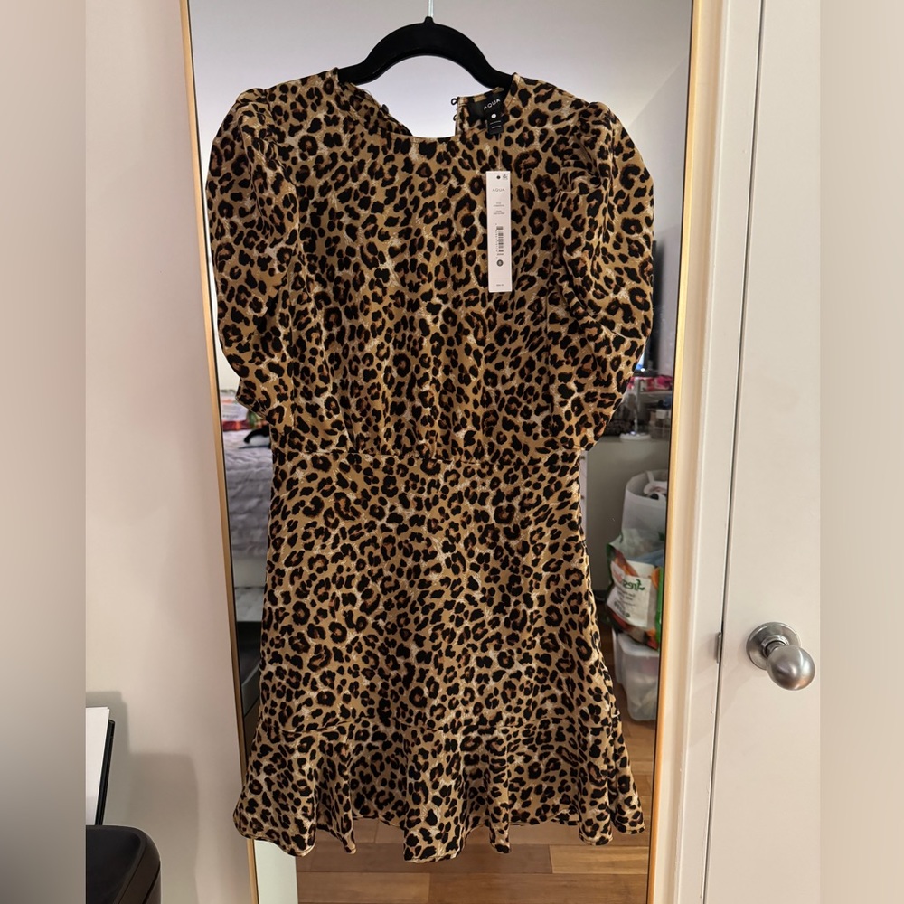 Aqua size small NWT